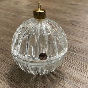 ST George Crystal Ornament Dish